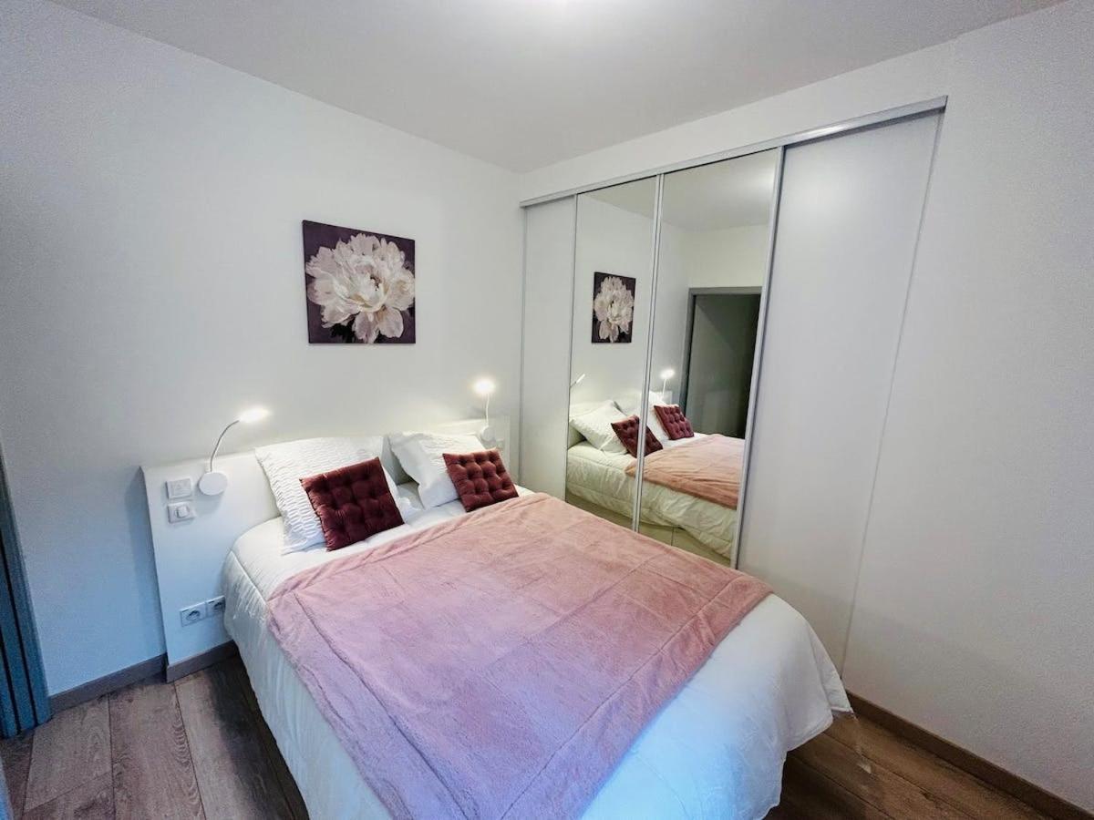 L'Etape Des Sacres Apartment Reims Luaran gambar