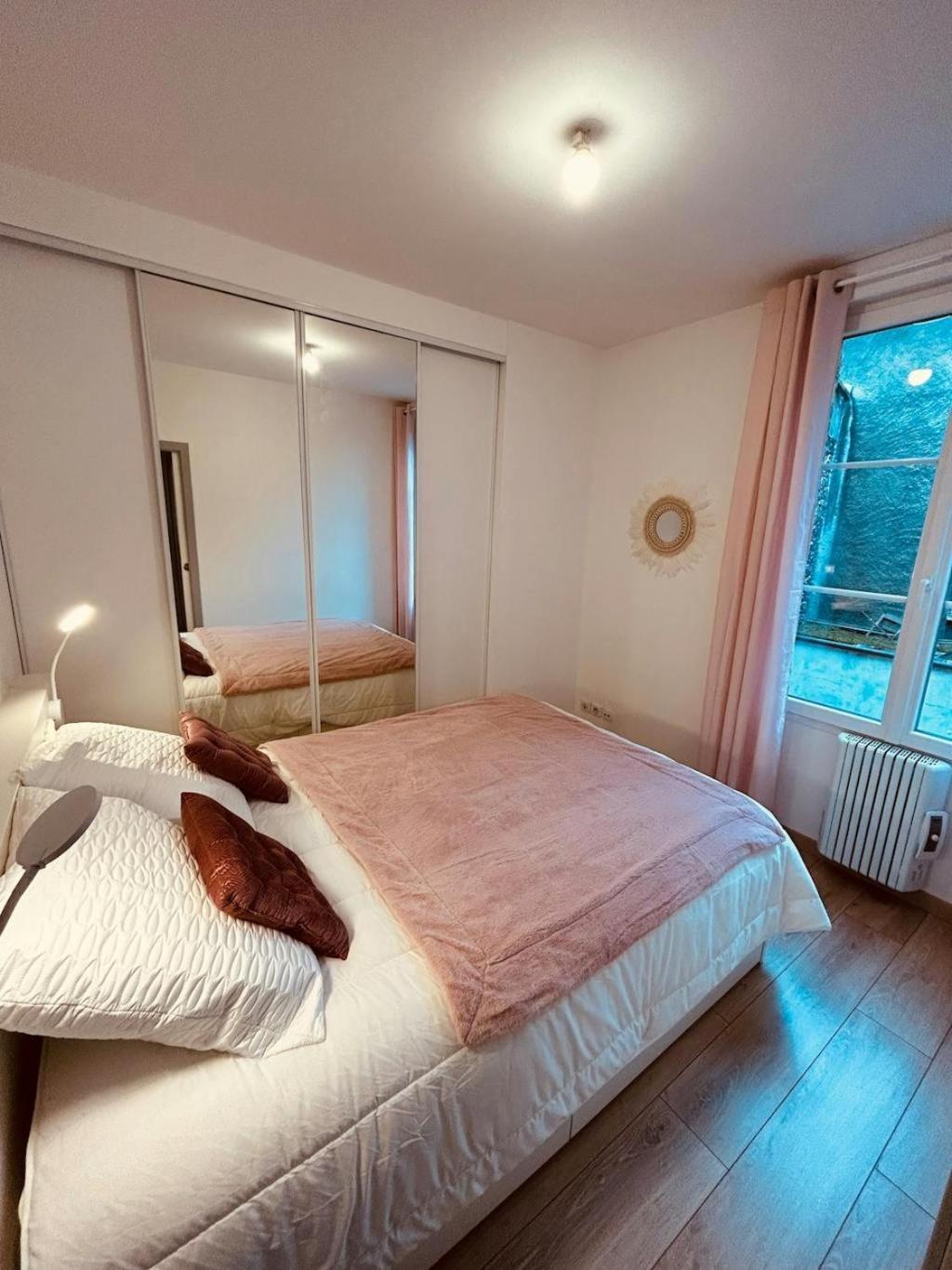 L'Etape Des Sacres Apartment Reims Luaran gambar