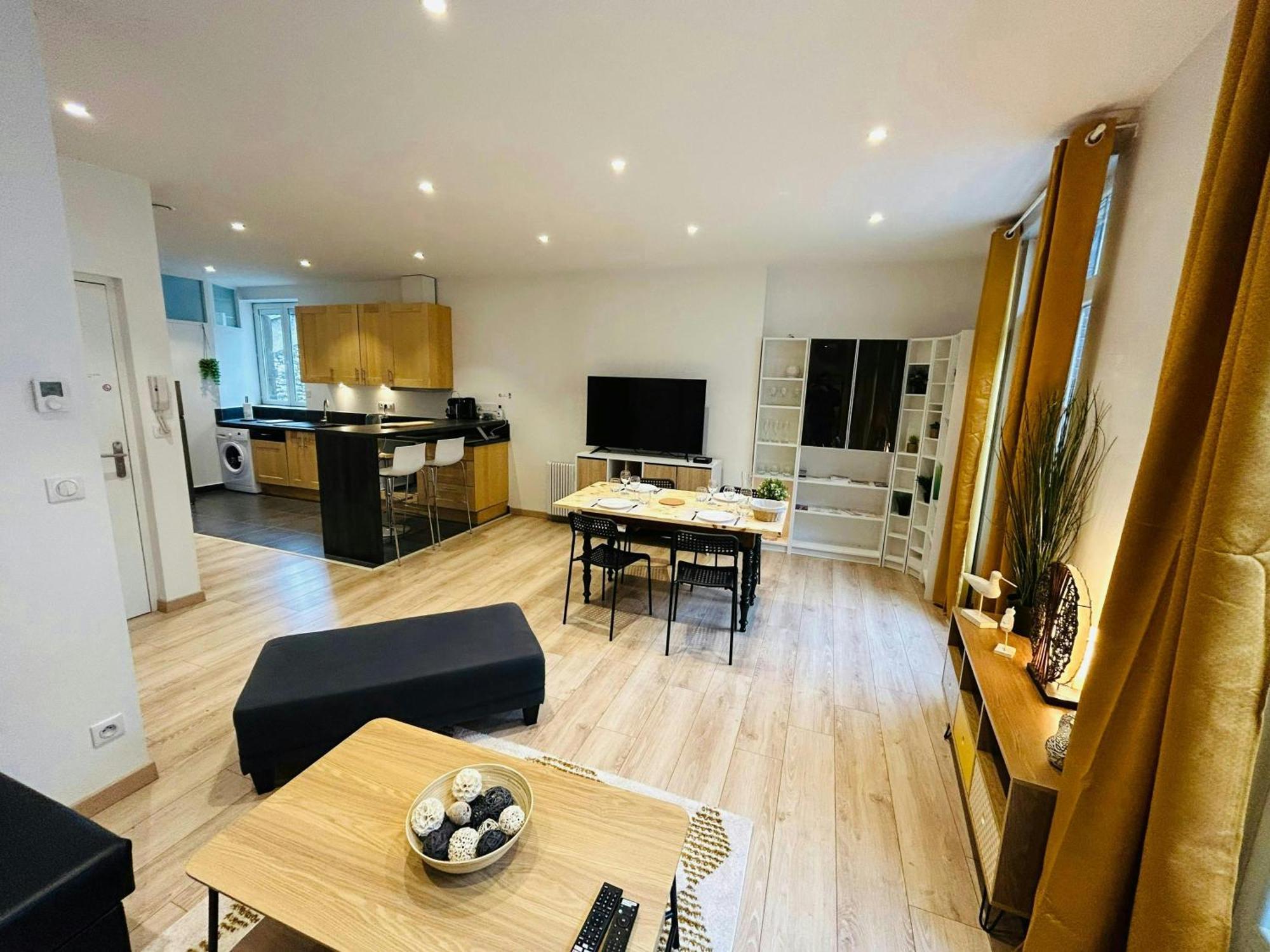 L'Etape Des Sacres Apartment Reims Luaran gambar