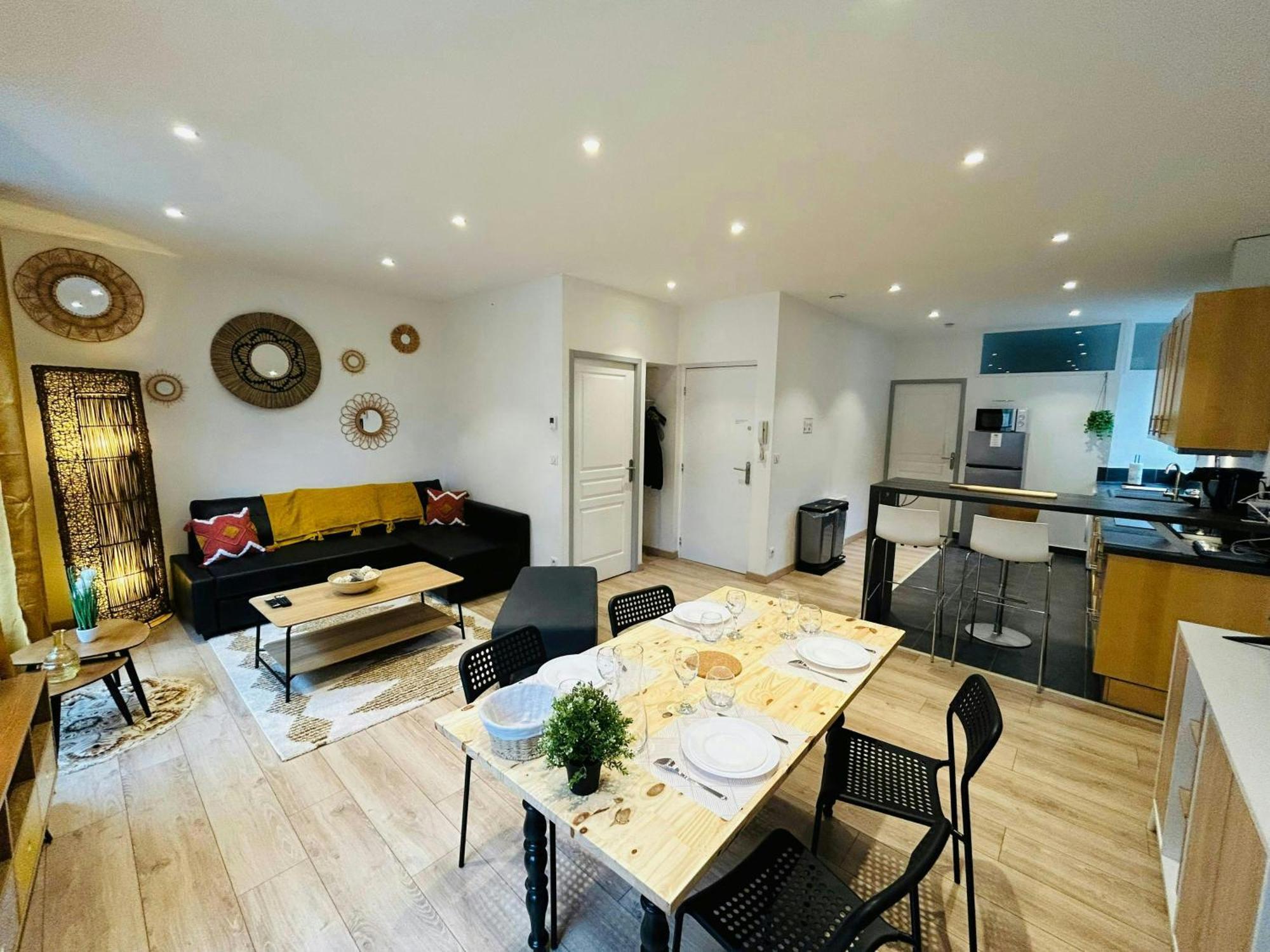 L'Etape Des Sacres Apartment Reims Luaran gambar