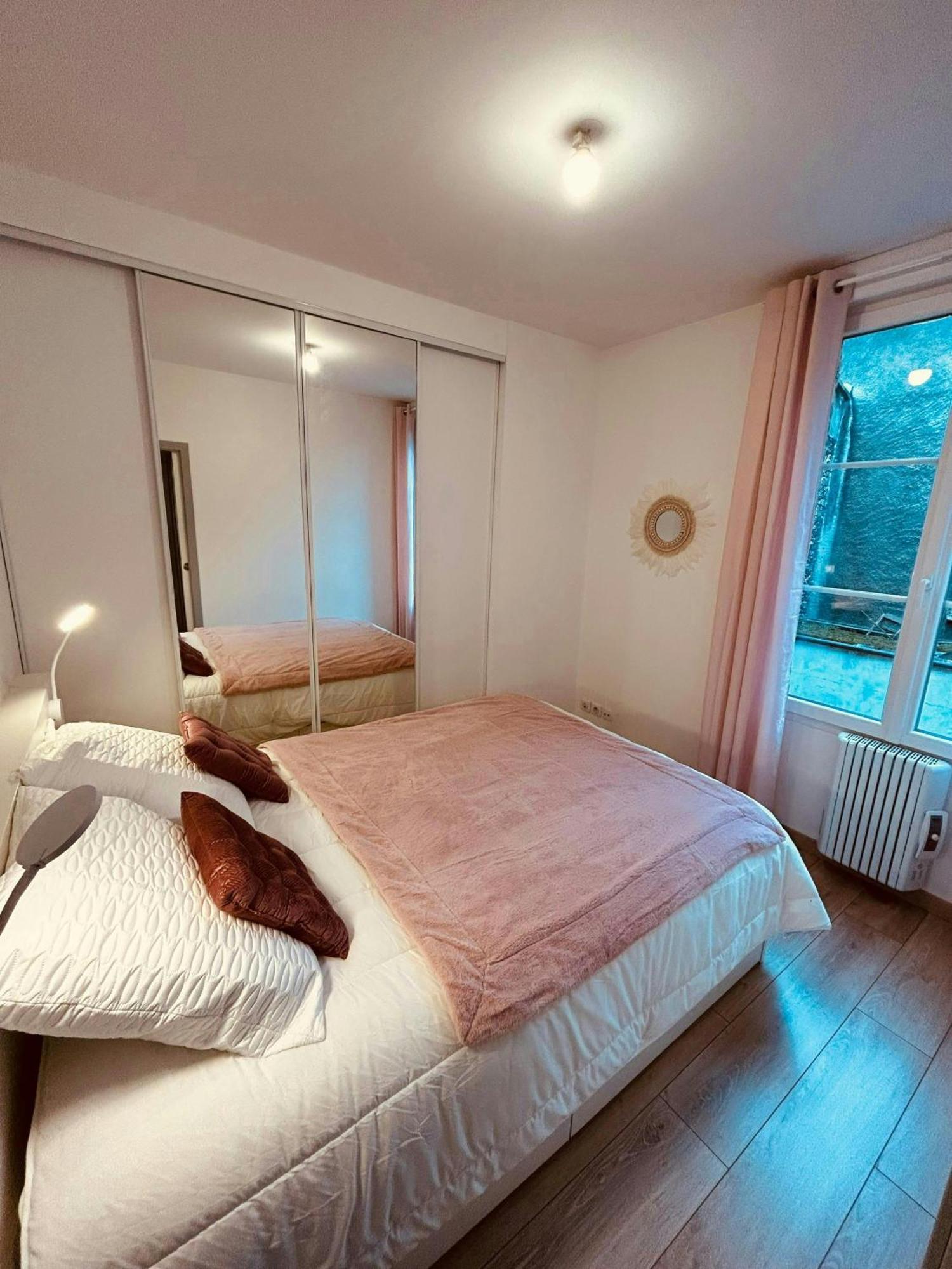 L'Etape Des Sacres Apartment Reims Luaran gambar